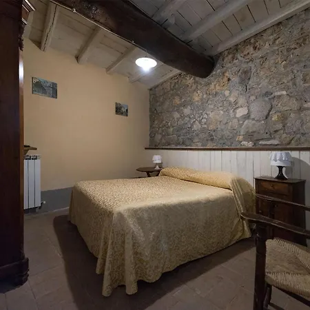 Ferienwohnung Corte Paganini In Caste 아파트